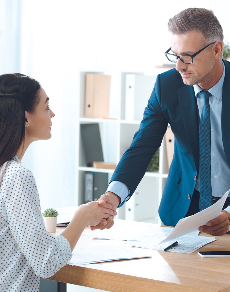 Επαγγελματική ομάδα ERPConsulting σε συνάντηση για έργα IT & ERP